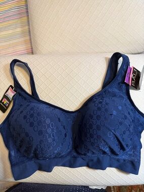 Bali Deep Navy Wireless Jacquard Comfort Bra